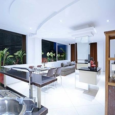 Flora Apartment Bali เซมินยัค ภายนอก รูปภาพ
