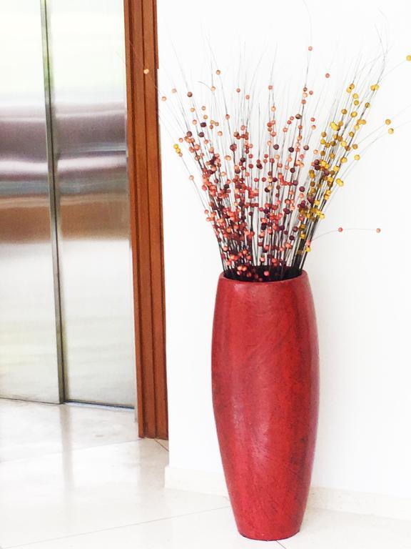 Flora Apartment Bali เซมินยัค ภายนอก รูปภาพ