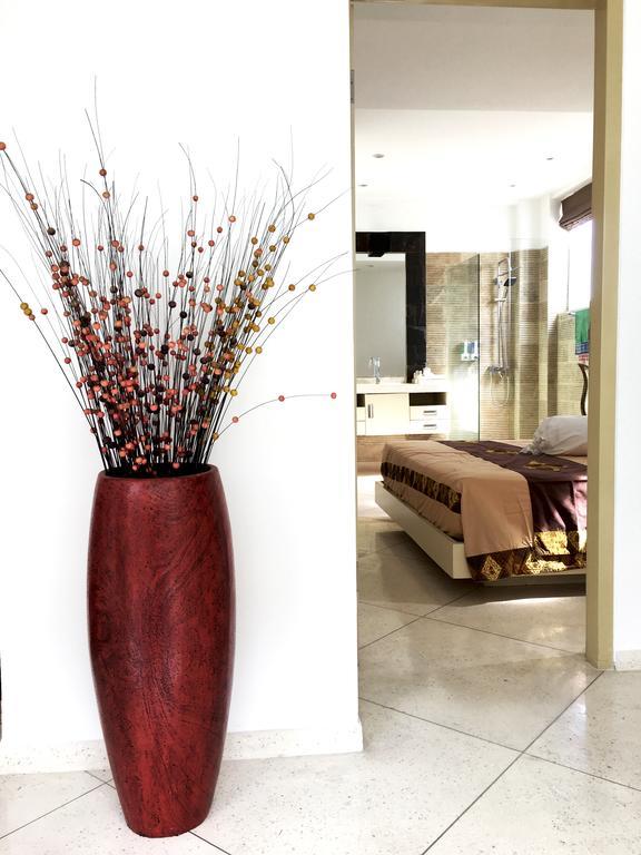 Flora Apartment Bali เซมินยัค ภายนอก รูปภาพ
